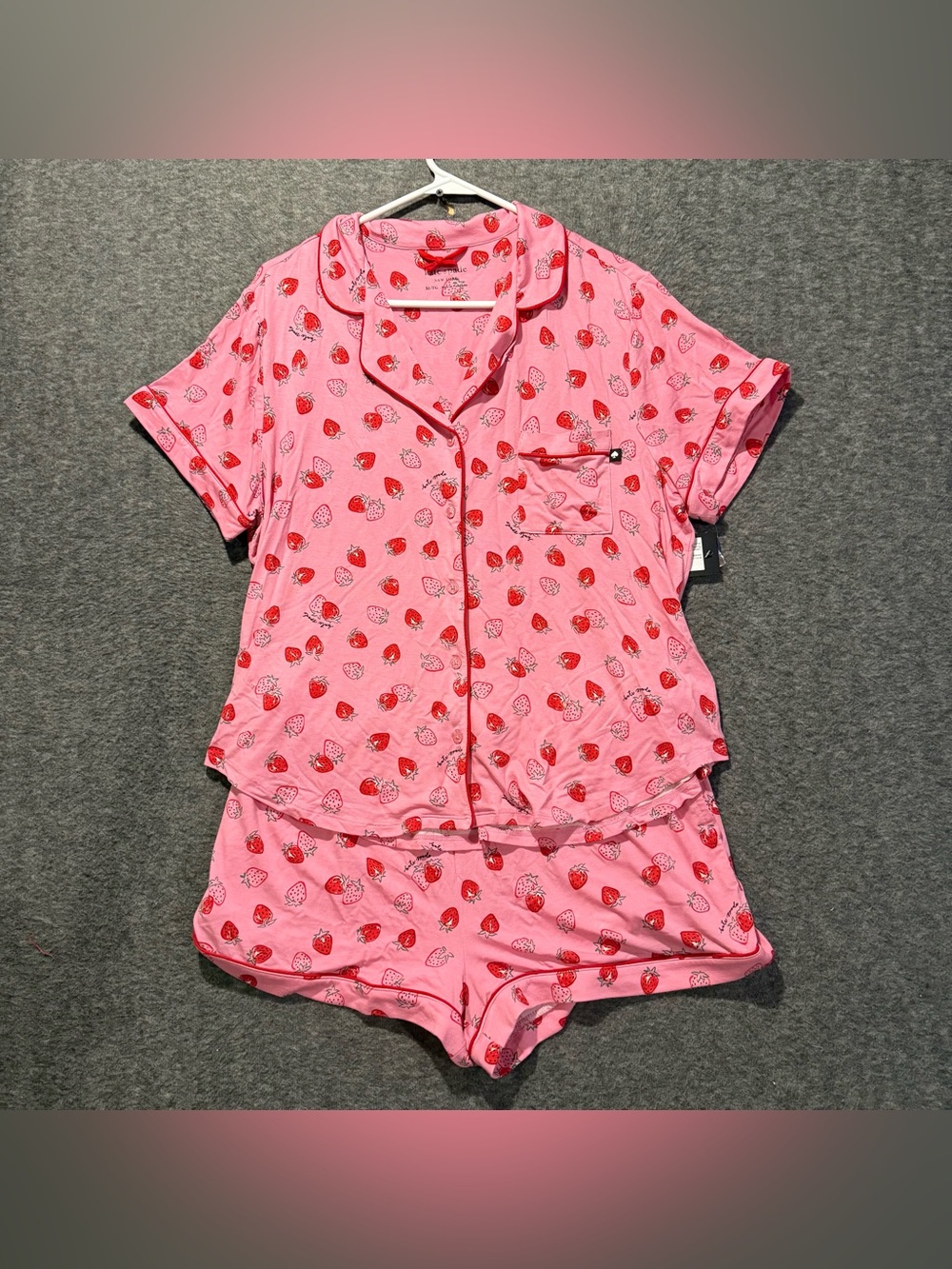 Kate Spade 2 piece Pajama Set Womens XL Pink Strawberries Shirt Shorts Boxers